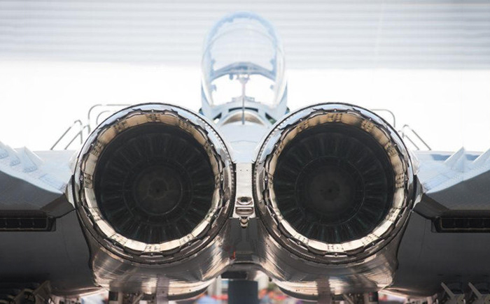 殼牌390渦輪機油能為APU啟動提供可靠性嗎？